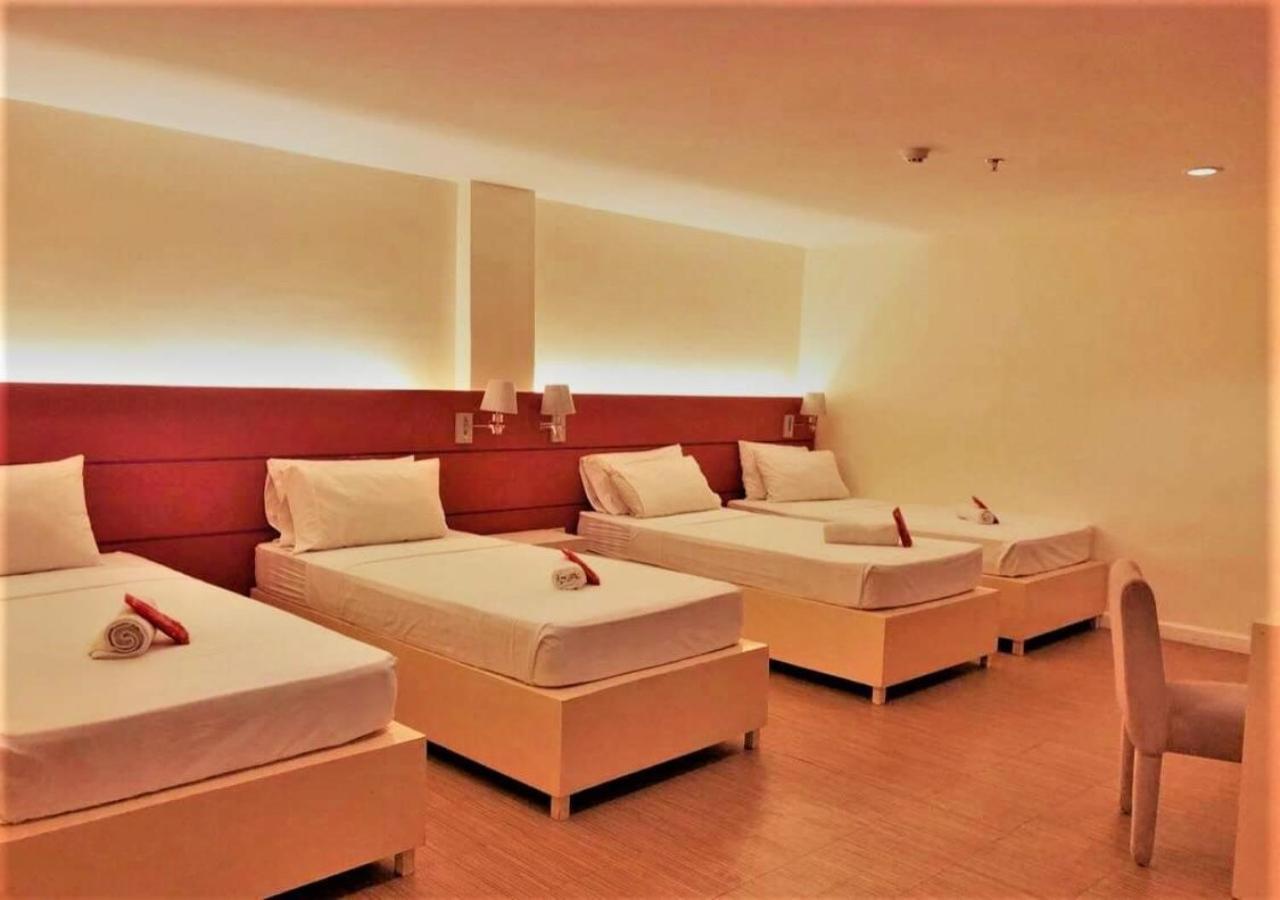 Reddoorz Plus At Hotel Metro Kalibo Zimmer foto
